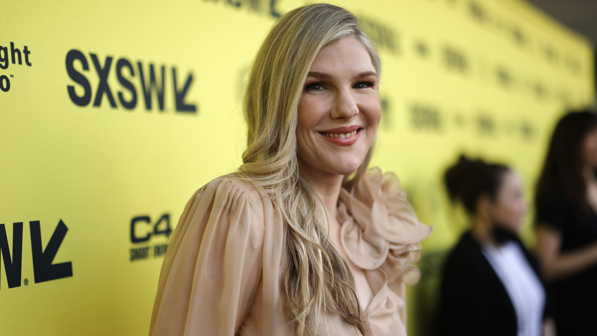 Lily Rabe