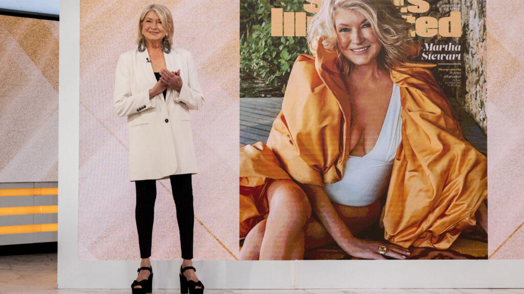 Martha Stewart május 18-án a Sport Illustrated magazin 2023 fürdőruhás kiadásának partiján a New York-i Hard Rock Hotelben