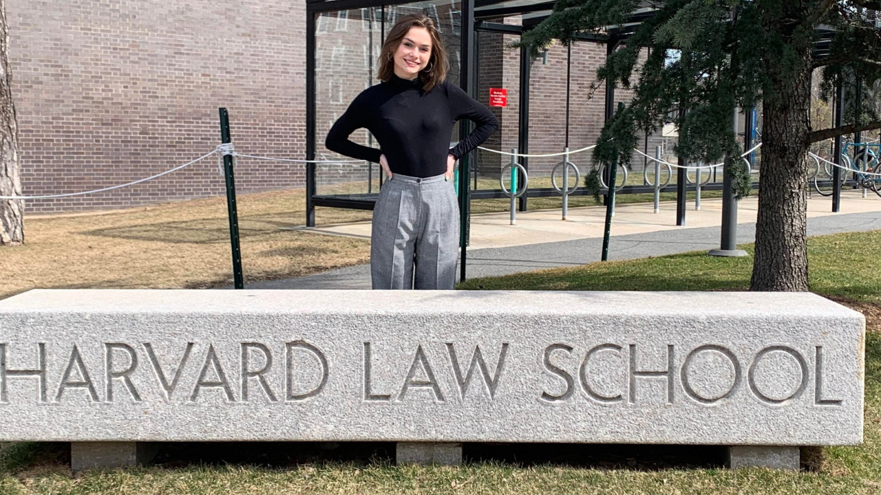 Sky Castner Mona Hamby segítségével bejutott a Harvard Egyetemre