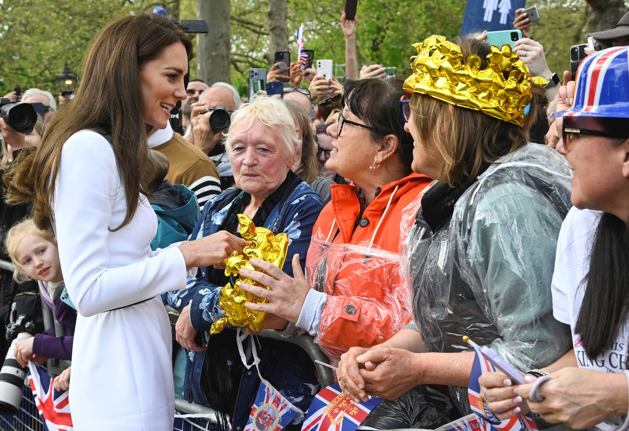 Katalin hercegné fehérben