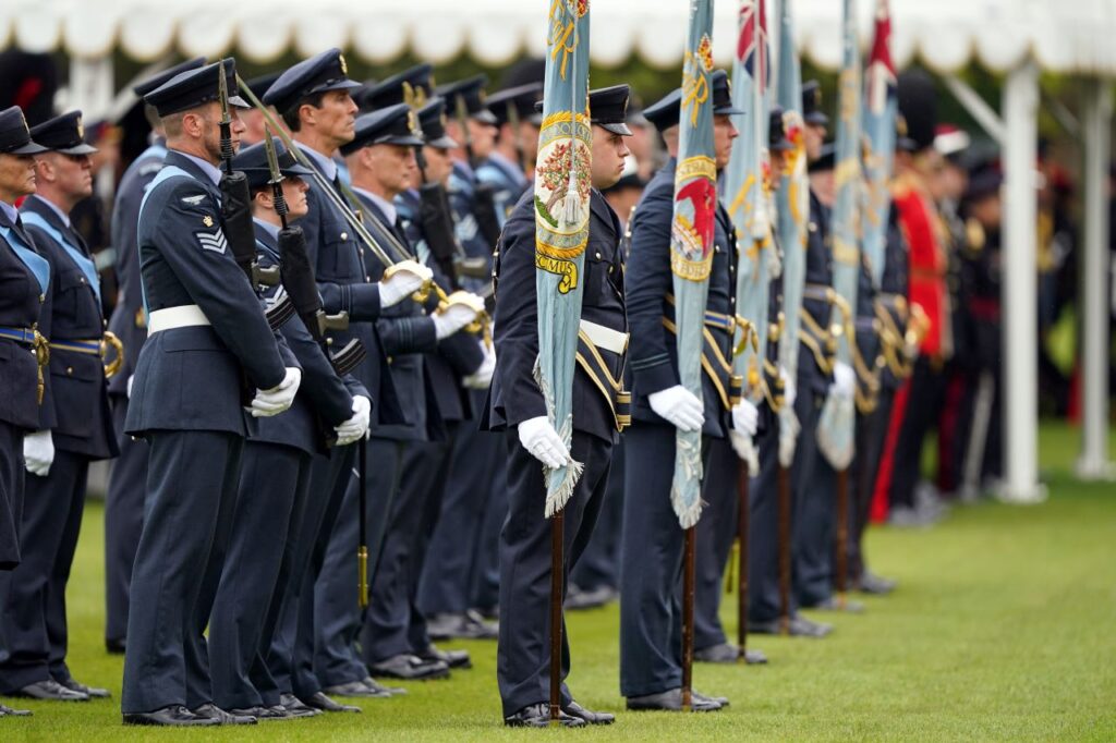 Így köszöntötték a királyt a Buckingham palotában