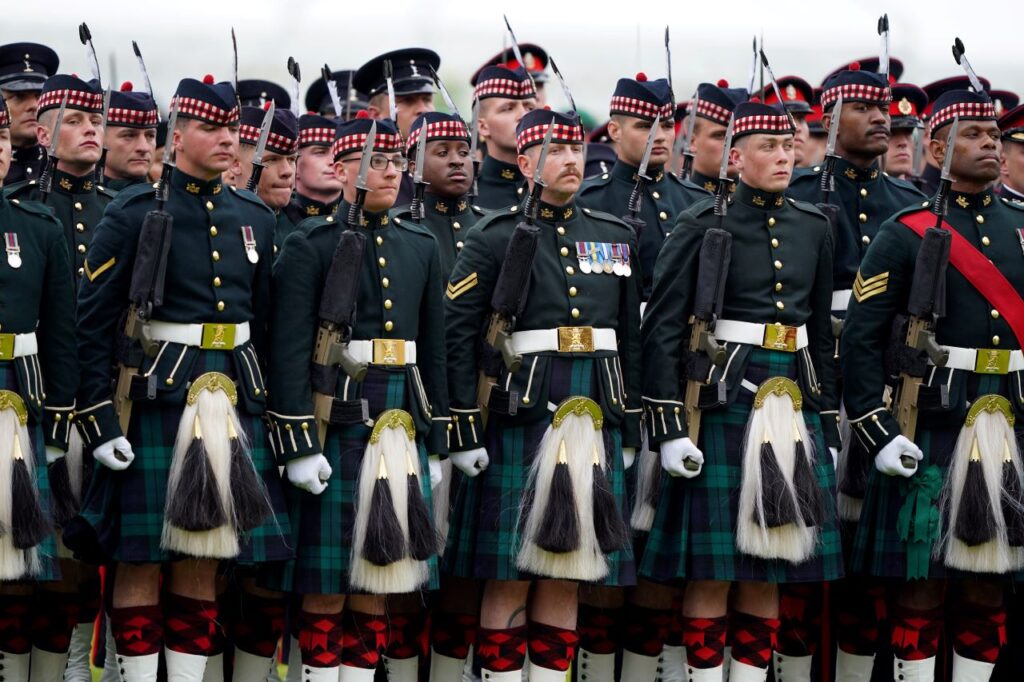 Így köszöntötték a királyt a Buckingham palotában