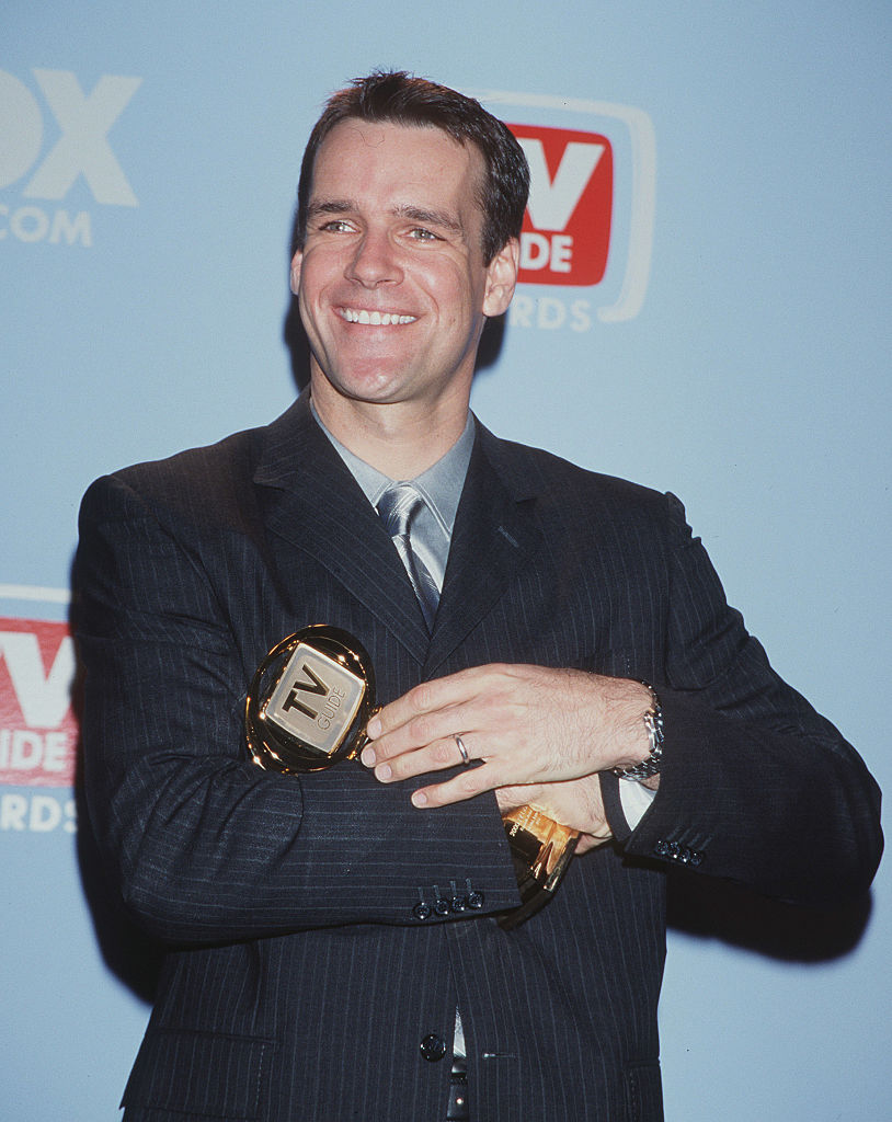 David James Elliott 2000-ben