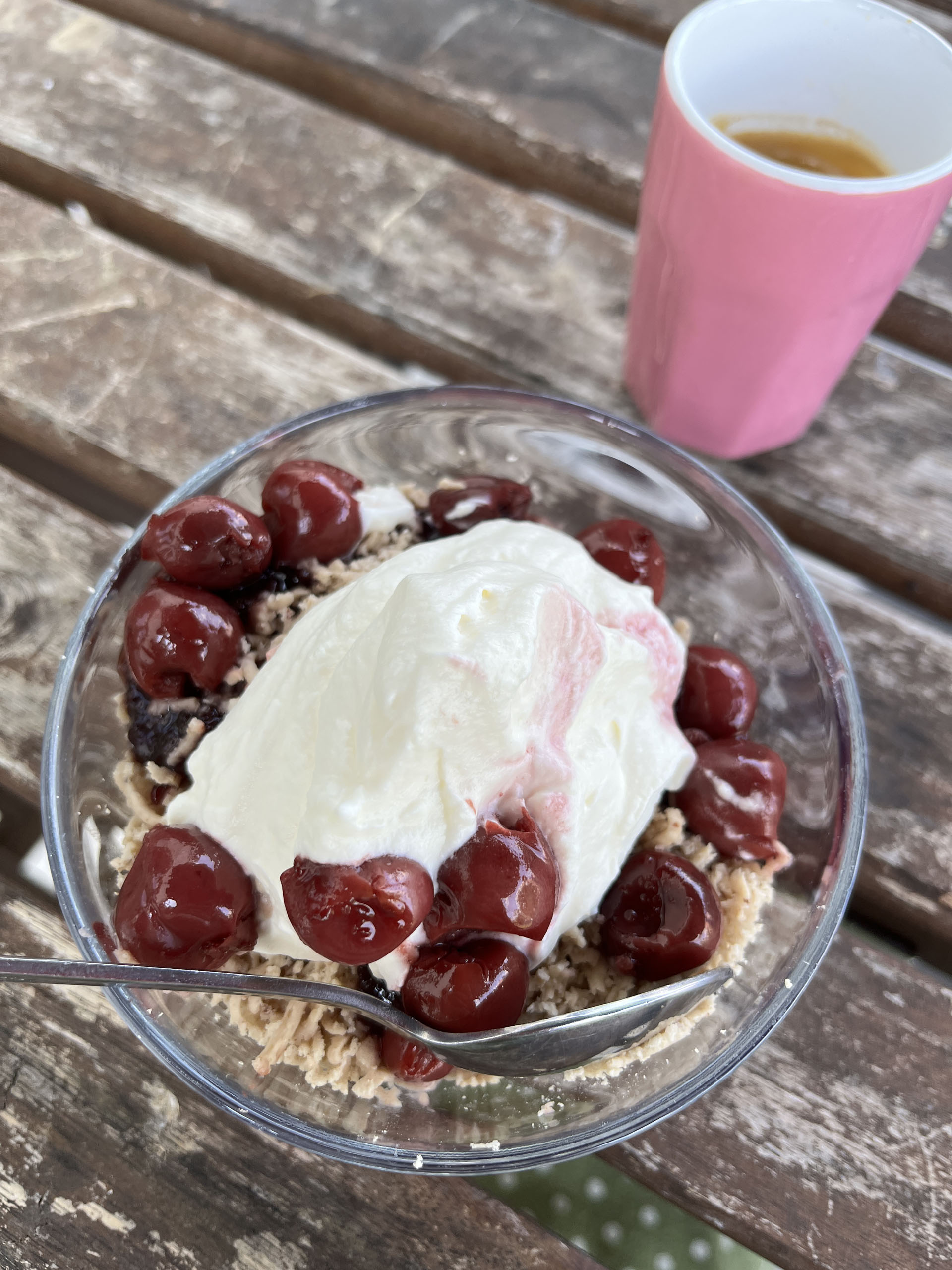 Gesztenyepüré meggyel