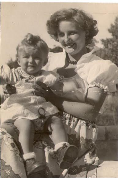 Karda Bea régen és most