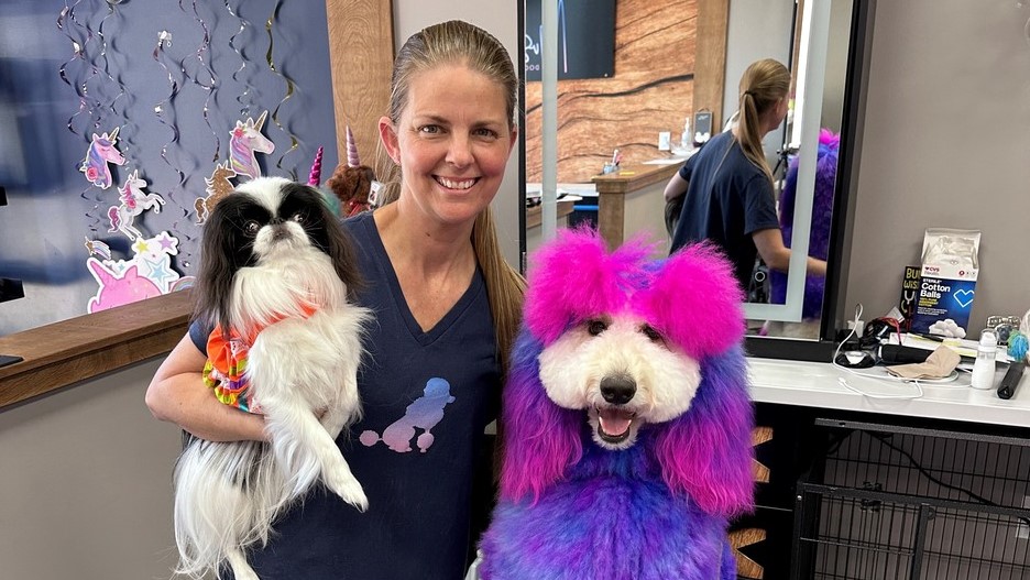 Angela Schoonover és Zoe