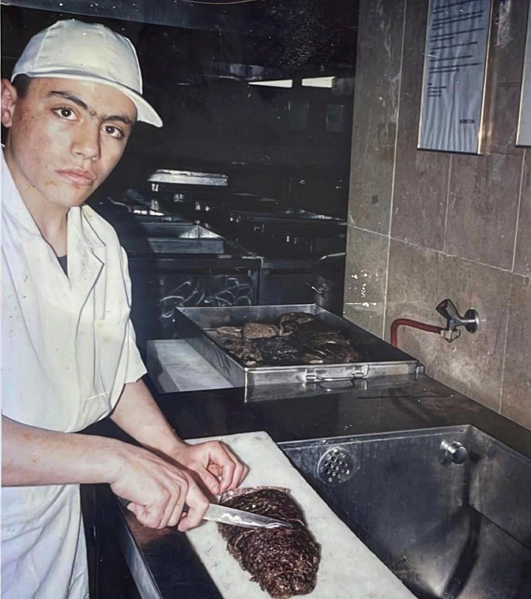 Nusret Gökçe, Salt bae fiatalon