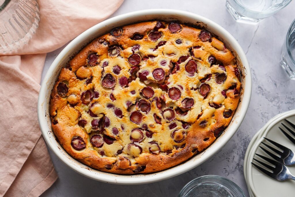 Meggyes kevert sütemény