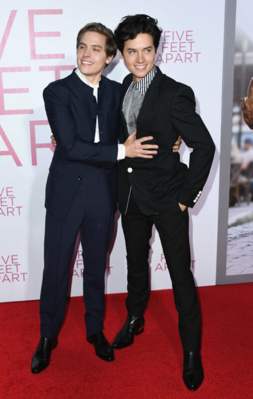 Dylan és Cole Sprouse felnőttként