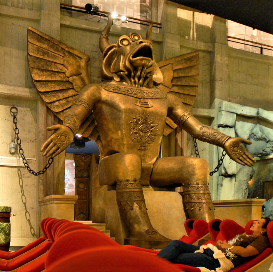 Moloch szobra