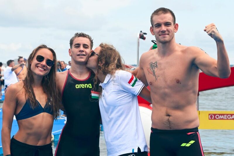 ezüstérmes a nyíltvízi úszó magyar csapat,