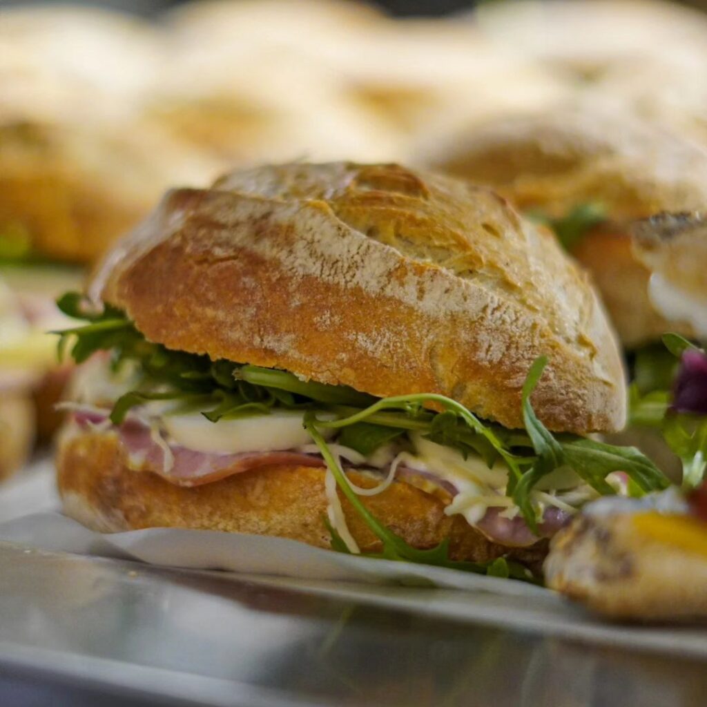 Erhardt Pékség szendvics