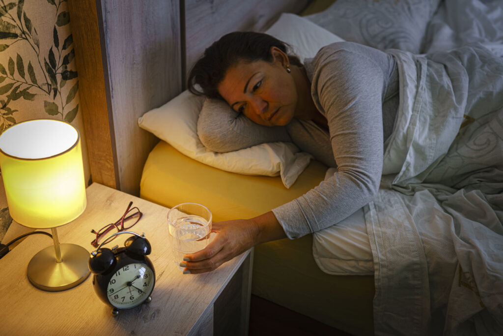 Alvási gondokkal küzdő nő