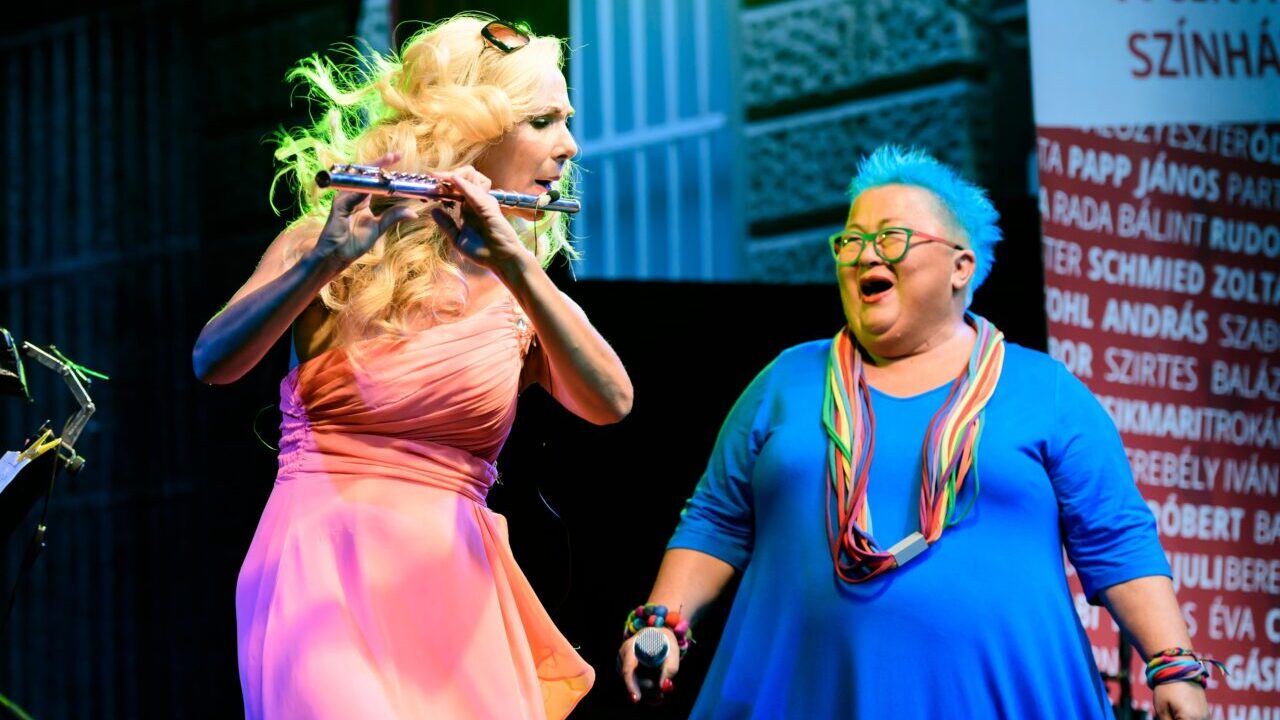 Horgas Eszter, Falusi Mariann