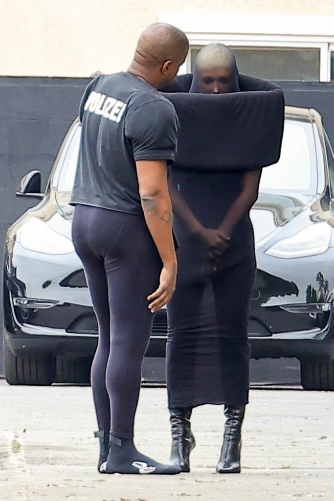 Kanye West és Bianca Censori