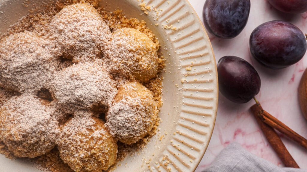 Házi szilvás gombóc