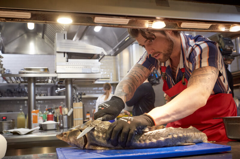Sárközi Ákos éttermében főztek A Konyhafőnök versenyzői