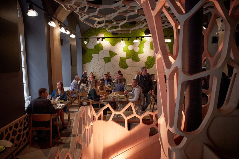 Sárközi Ákos éttermében főztek A Konyhafőnök versenyzői