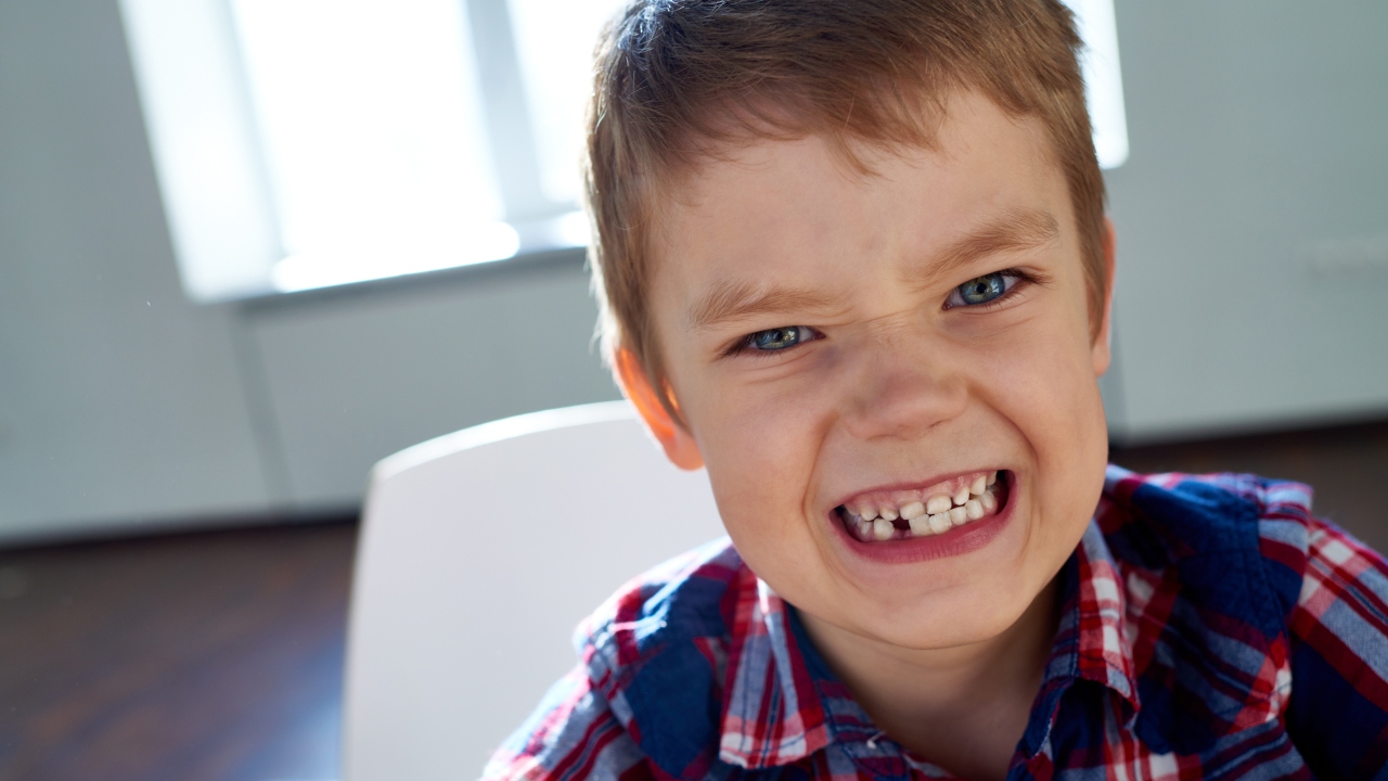 A gyerekem angyal az iskolában, de otthon inkább démonként viselkedik: gyermekterapeuta mondja el, miért