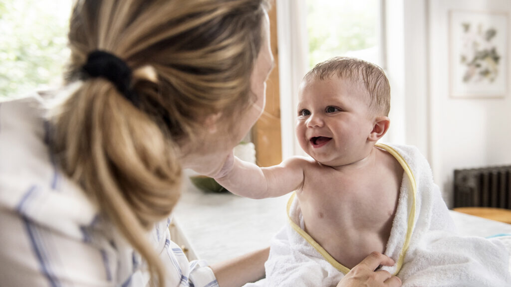 Kisbabát vársz? Feltétlenül kérd ezt az ingyenes újszülöttkori szűrést újszülötted számára!