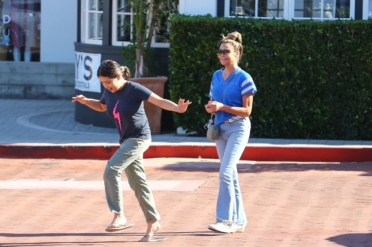 Denise Richards és Eloise Joni