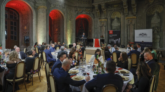 Októberben az Egri Bikavéré a főszerep Egerben