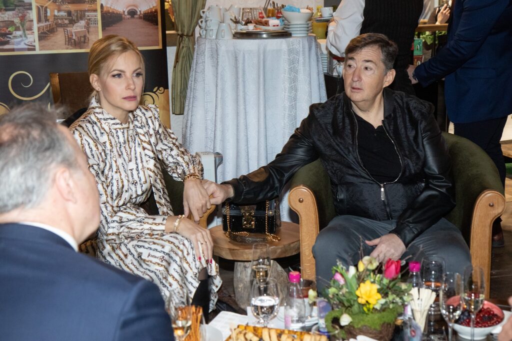 Várkonyi Andrea és Mészáros Lőrinc