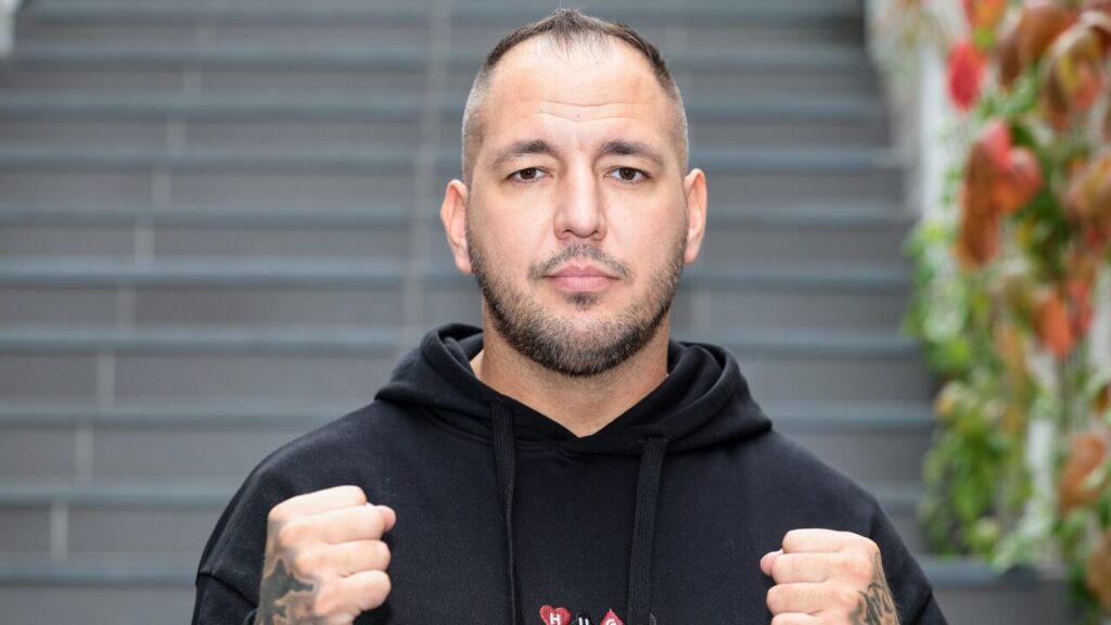 Széki Attila, Curtis