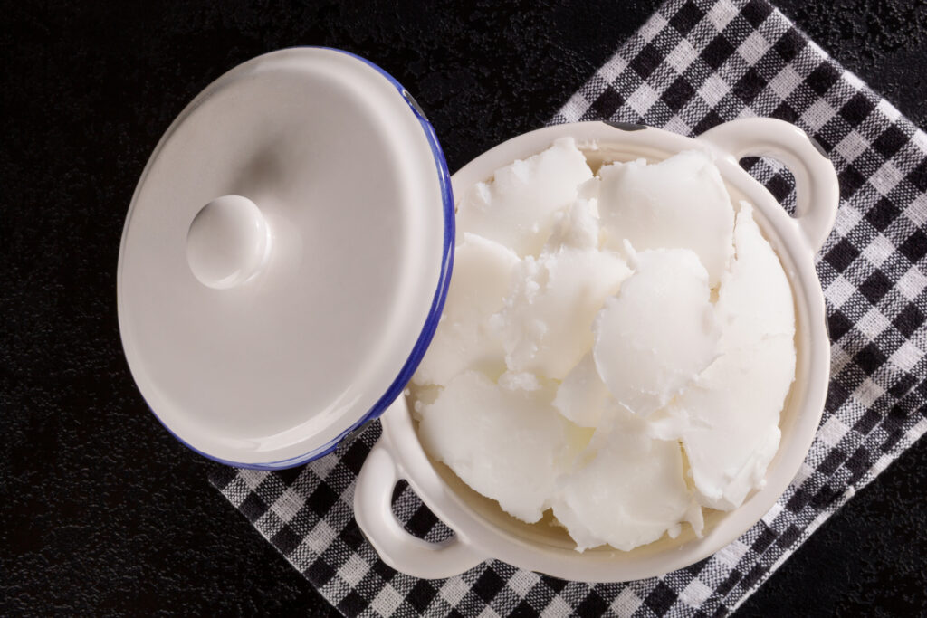 Sertészsír kislábasban