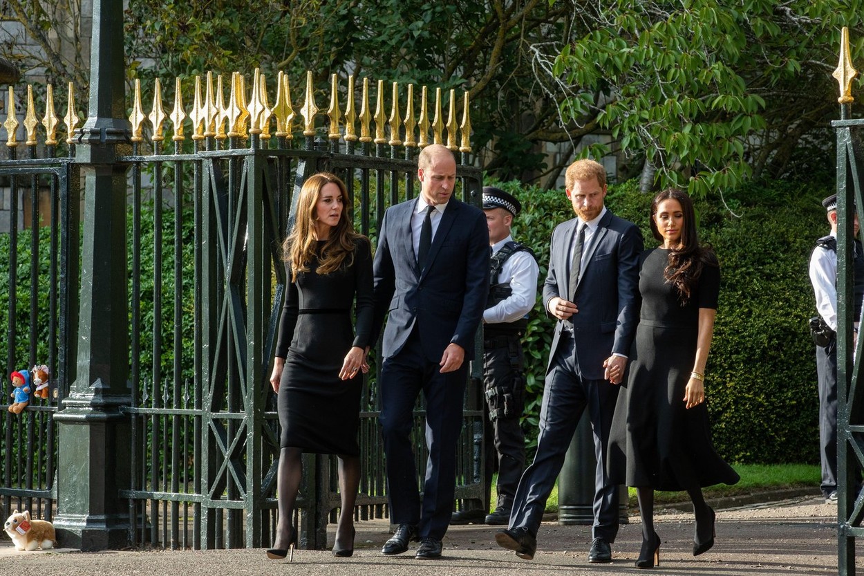 Katalin, Vilmos, Harry és Meghan II. Erzsébet halála után Windsorban