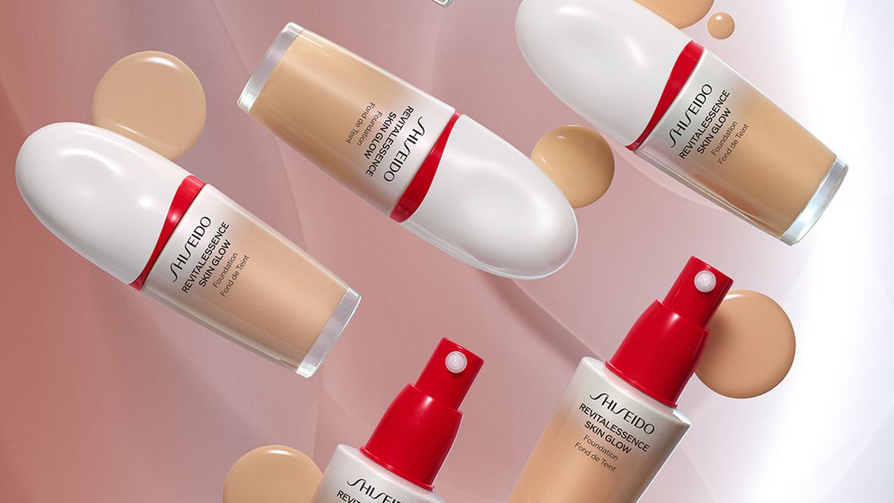 SHISEIDO REVITALESSENCE SKIN GLOW alapozó, advent 2023 nyereményjáték nyeremény