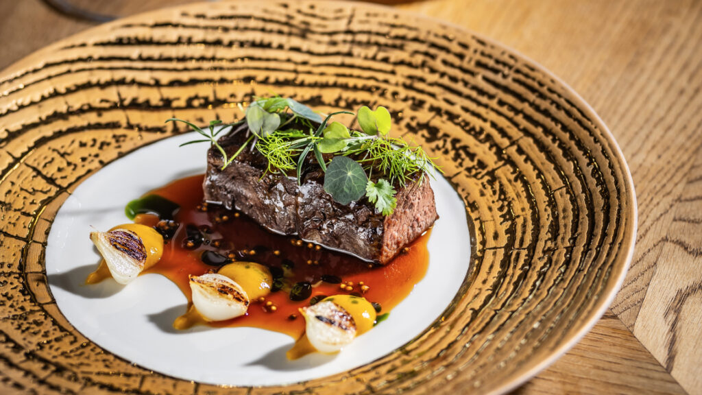 Steak pecsenyelével, Avalon Ristorante