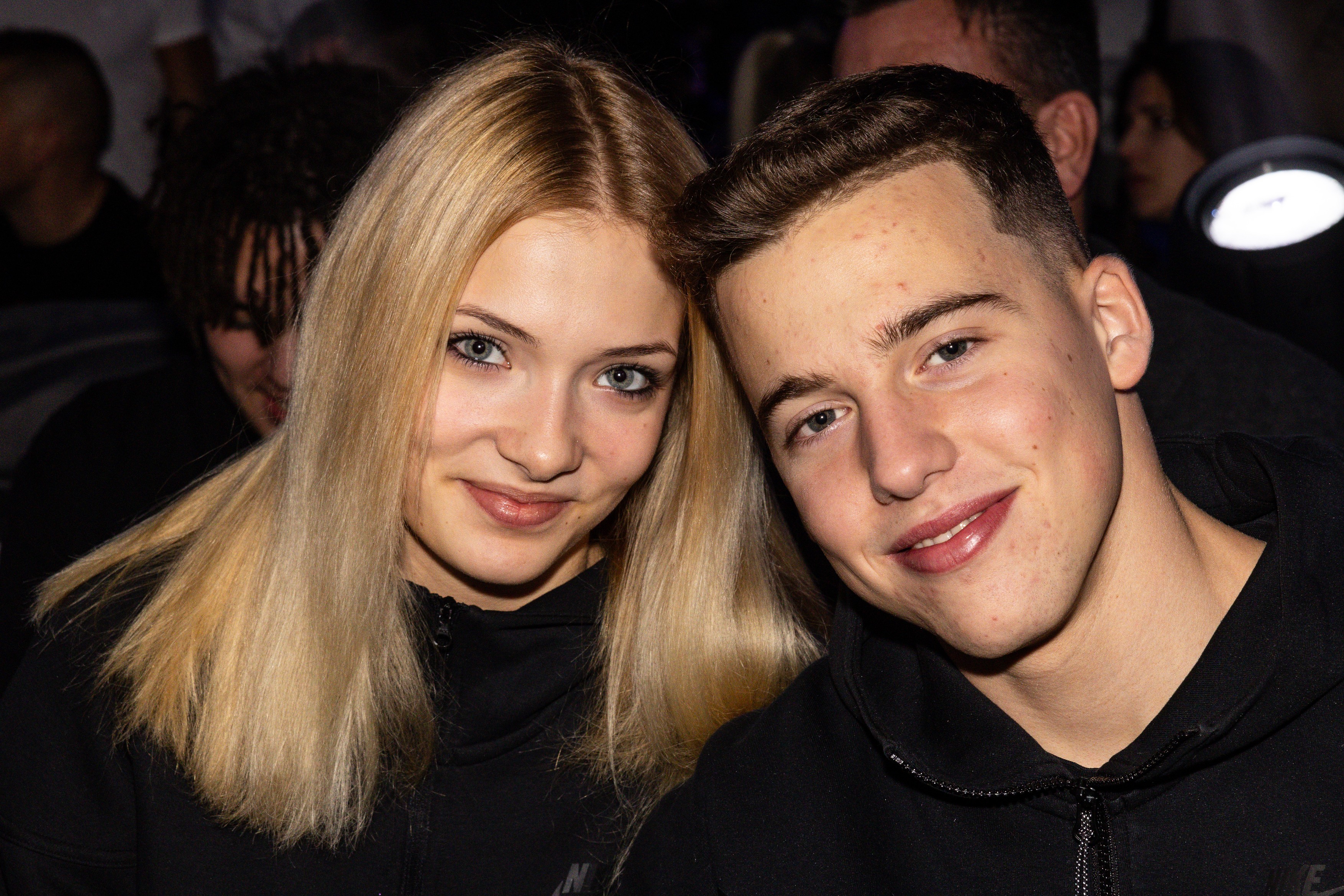 Ifjabb Schobert Norbert és versenytáncos barátnője, Farkas Petra