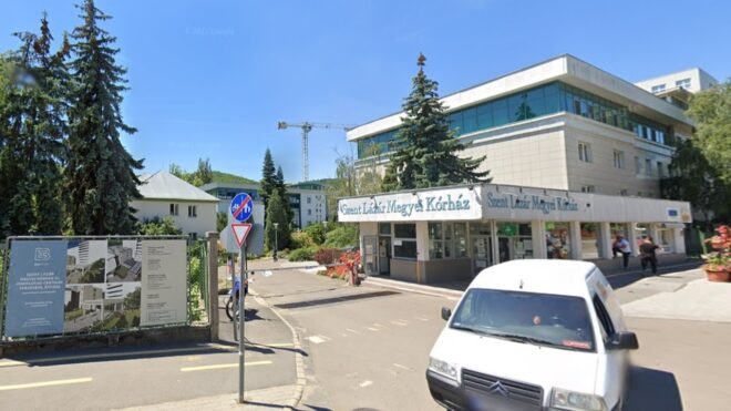 Rendőrök vitték el az ismert salgótarjáni orvost és asszisztensét