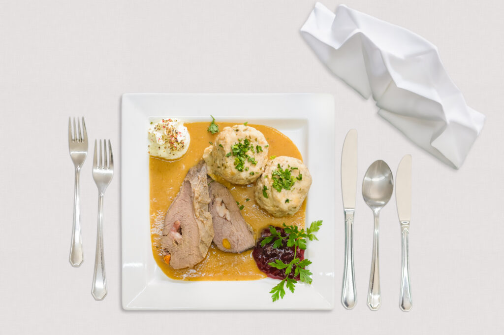 Vadas marha ünnepi tálalásban