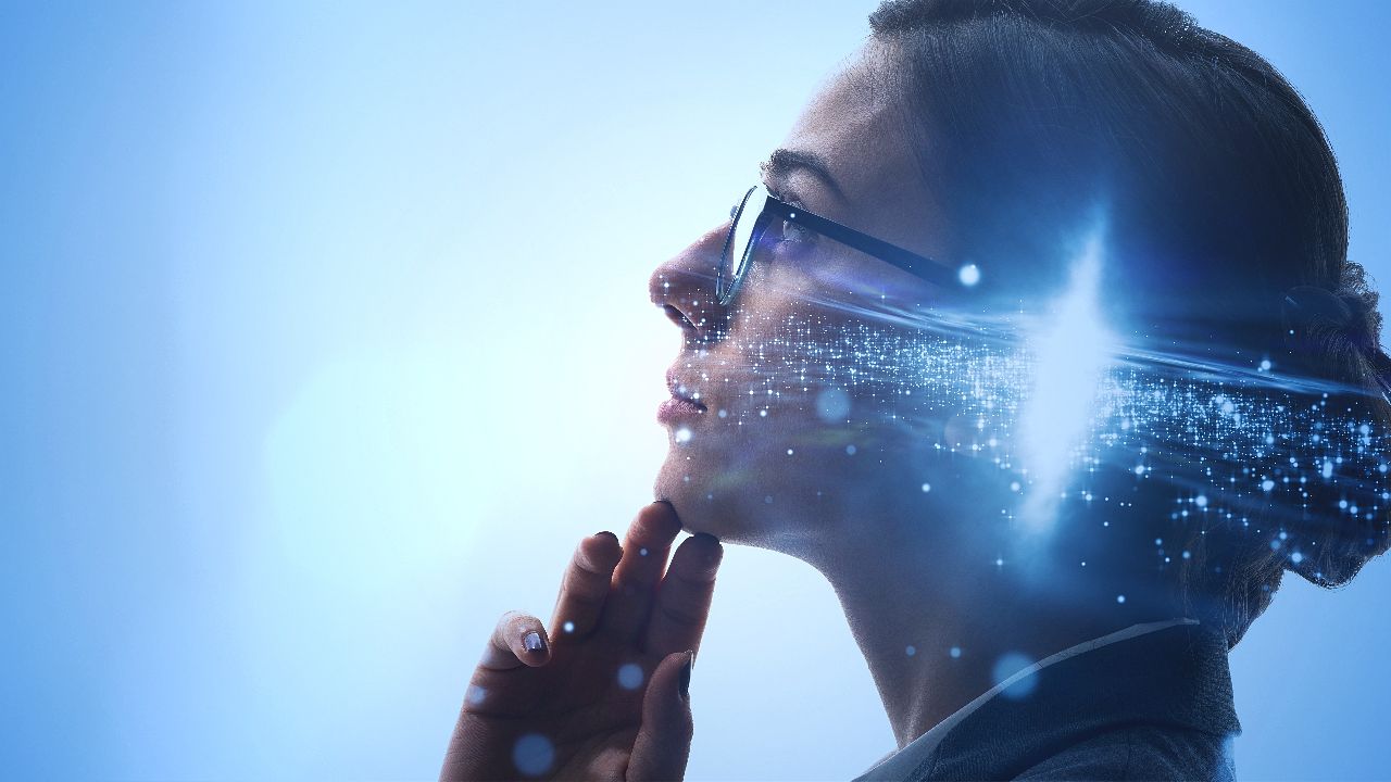 Gondolkodó lány fénymintával