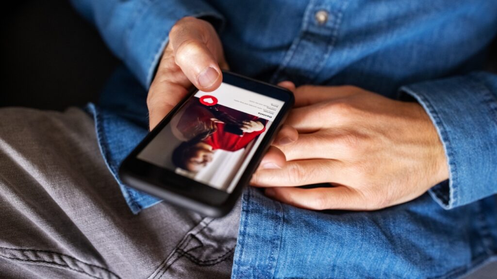 Sokan nem látnak pártalálási lehetőséget a randi applikációkban (Fotó: Getty Images)