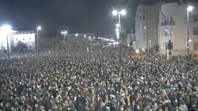 "A pedofília no go": felrobbantotta a Hősök terét Azahriah beszéde