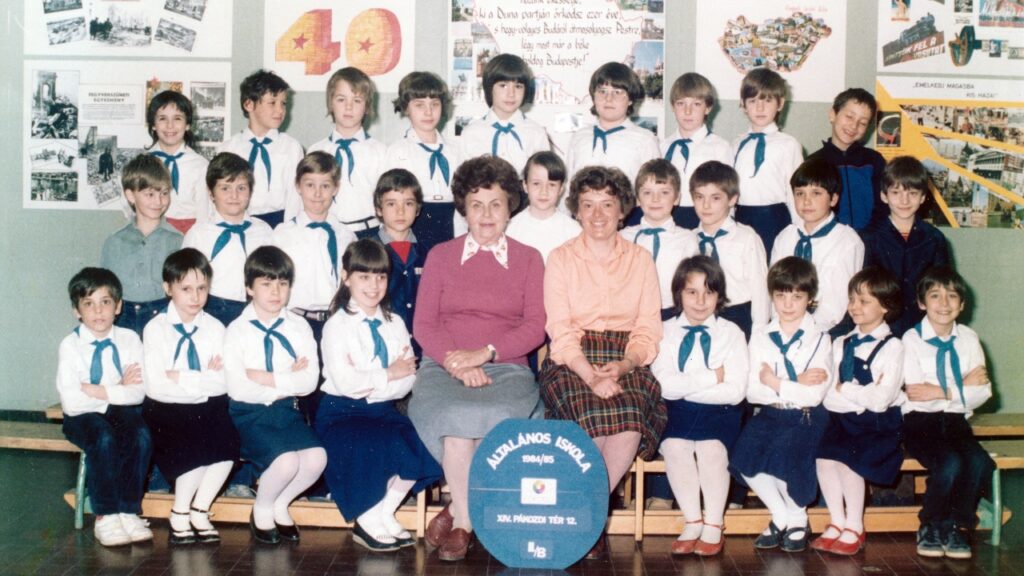 régi általános iskolai osztálykép