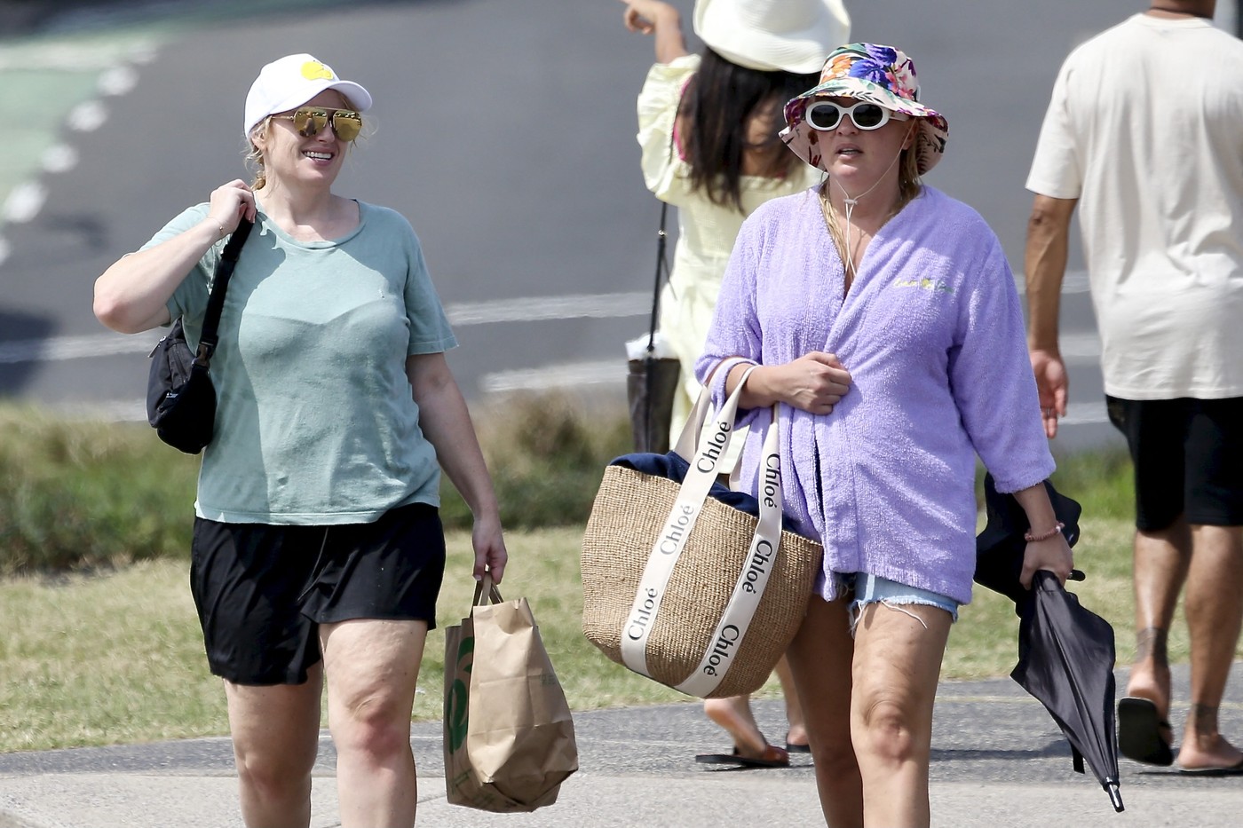 Ramona Agruma és Rebel Wilson