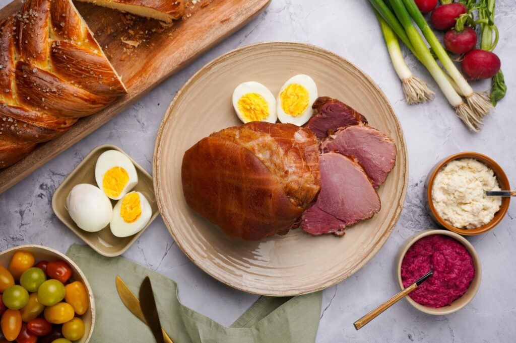 Húsvéti sonka és főtt tojás