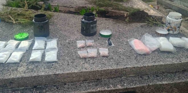 Férje sírjába rejtett drogot egy bükki díler anyja