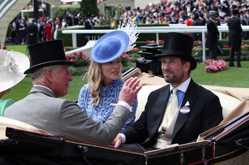 Peter Phillips és Károly király