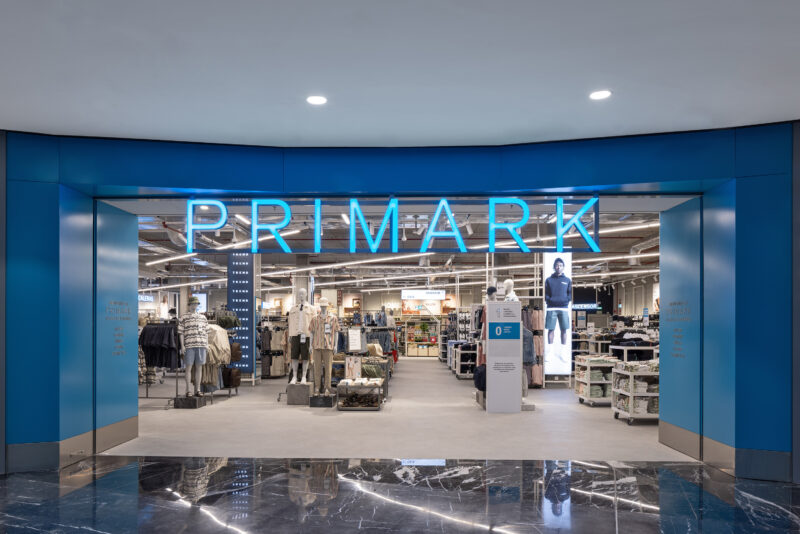 Heteken belül nyit a budapesti Primark