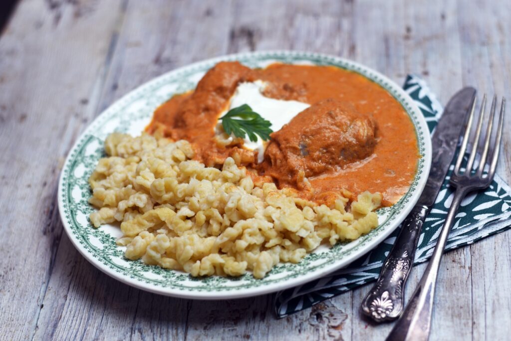 Tejfölös csirkepaprikás