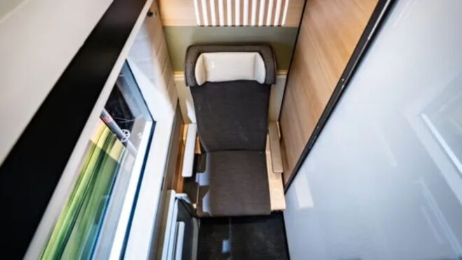 Óriási ötlet: privát fülkéket vezet be a német vasút