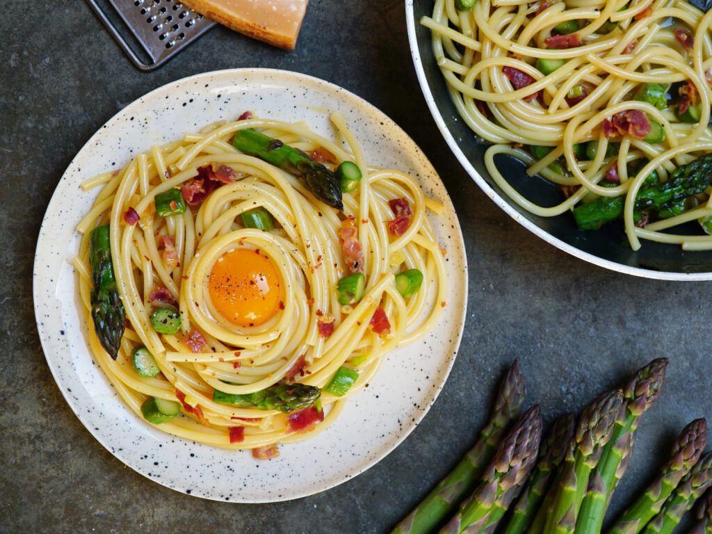 Tavaszi spárgás carbonara