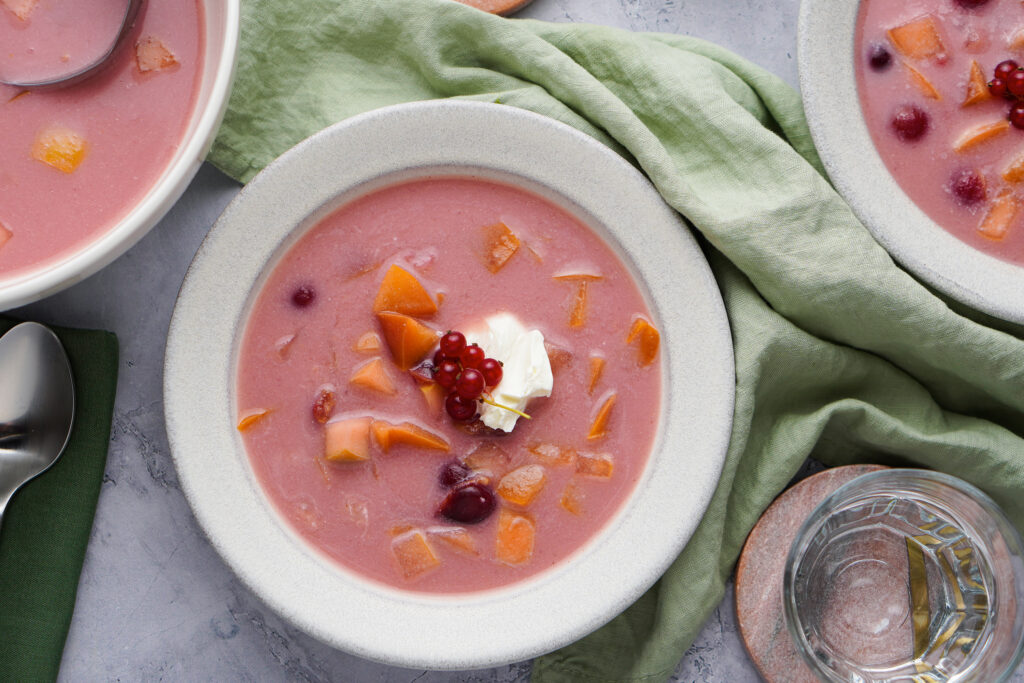 Selymes-krémes gyümölcsleves a nyár legjavából