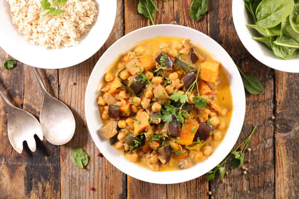 Indiai csicseriborsós padlizsán curry