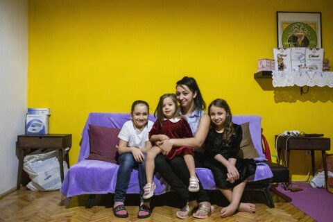 Judit és kislányai